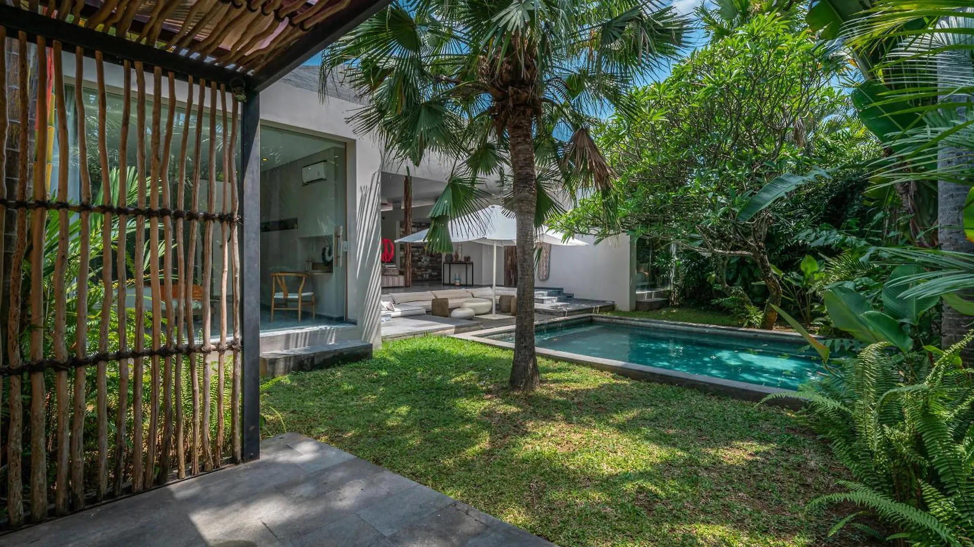 Villa Kala - Luxury Designer Villa In Amazing Location Berawa Canggu