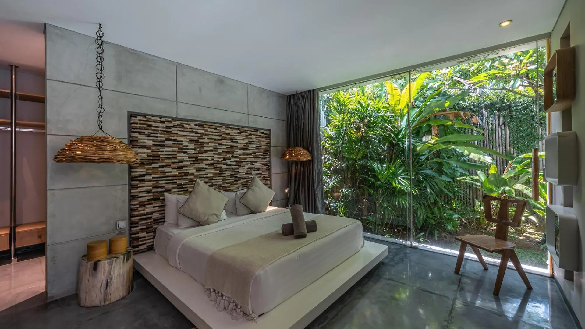 Villa Kala - Luxury Designer Villa In Amazing Location Berawa Canggu   Canggu (Bali)