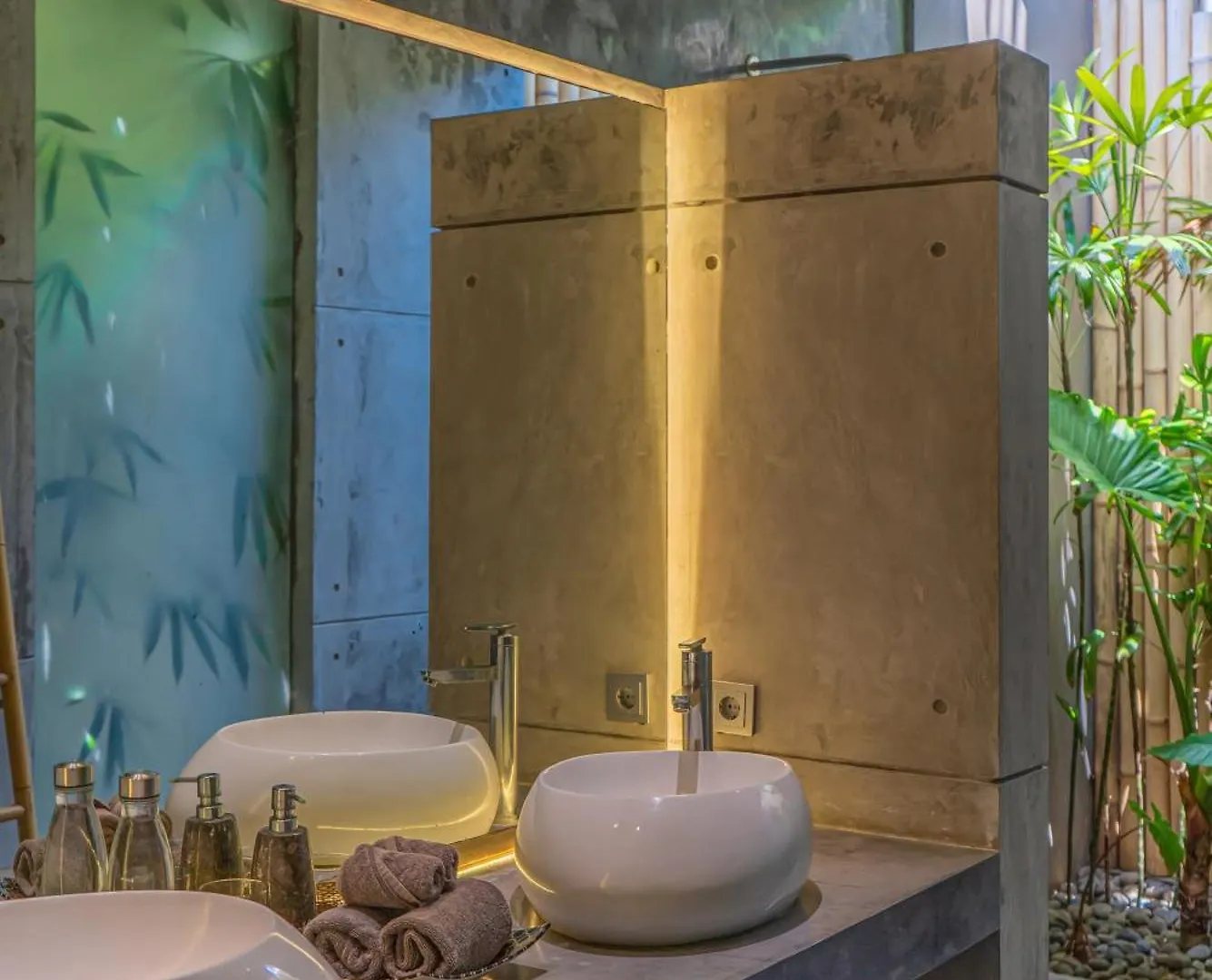Villa Kala - Luxury Designer Villa In Amazing Location Berawa Canggu  0*, Canggu (Bali) Indonesia