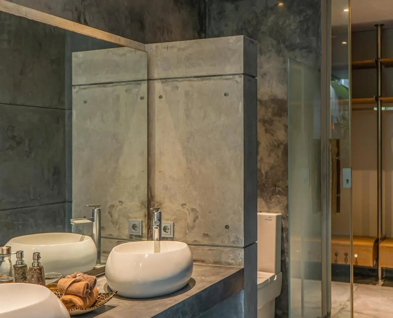 Villa Kala - Luxury Designer Villa In Amazing Location Berawa Canggu