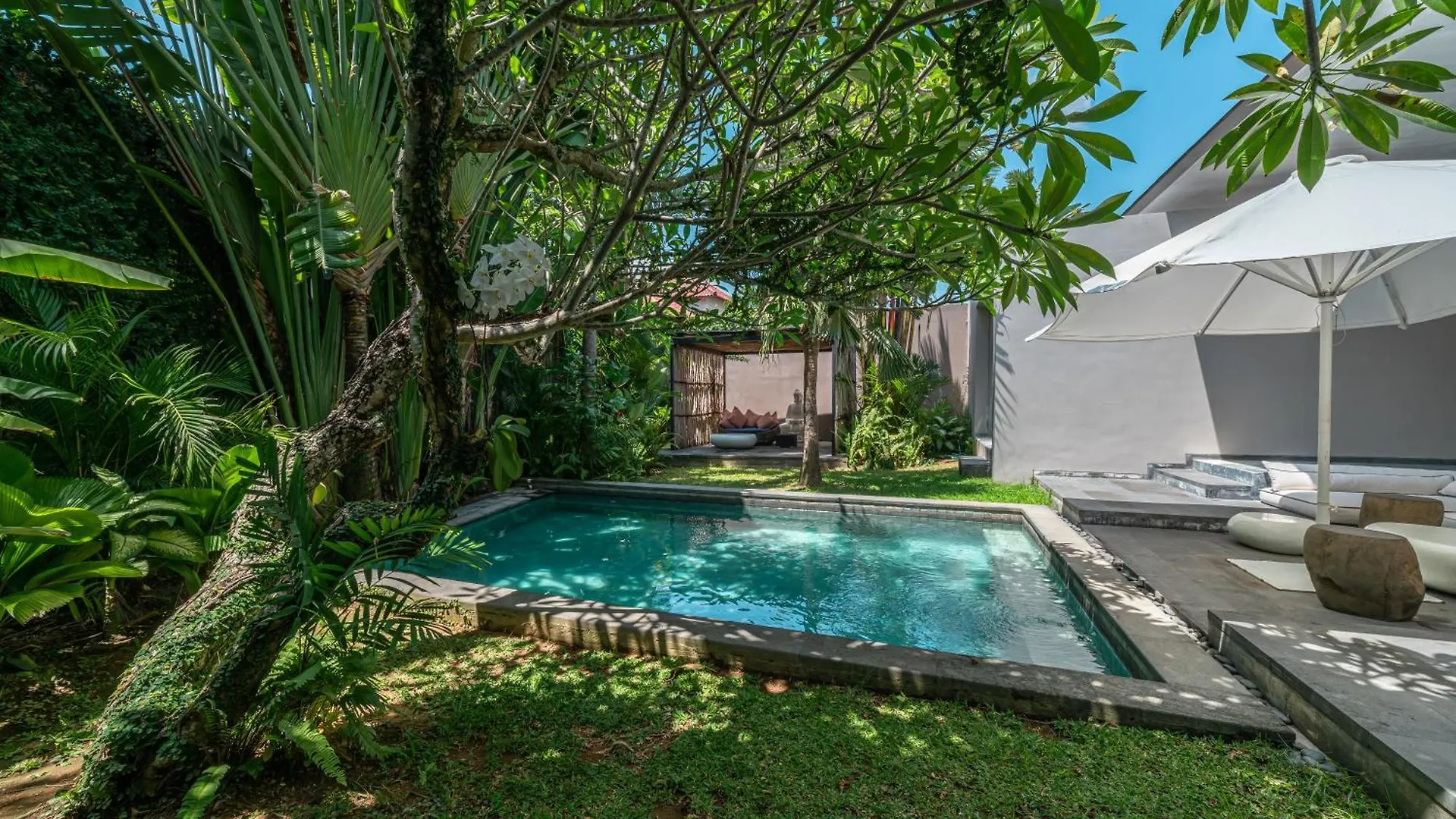 Villa Kala - Luxury Designer Villa In Amazing Location Berawa Canggu  Indonesia