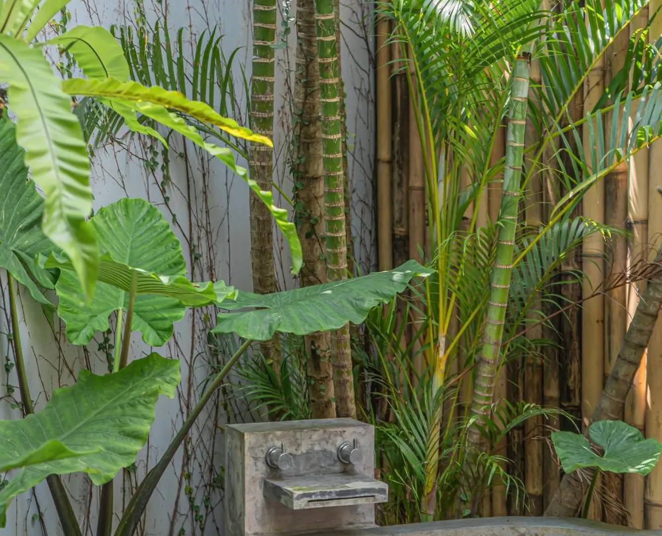 Villa Kala - Luxury Designer Villa In Amazing Location Berawa Canggu